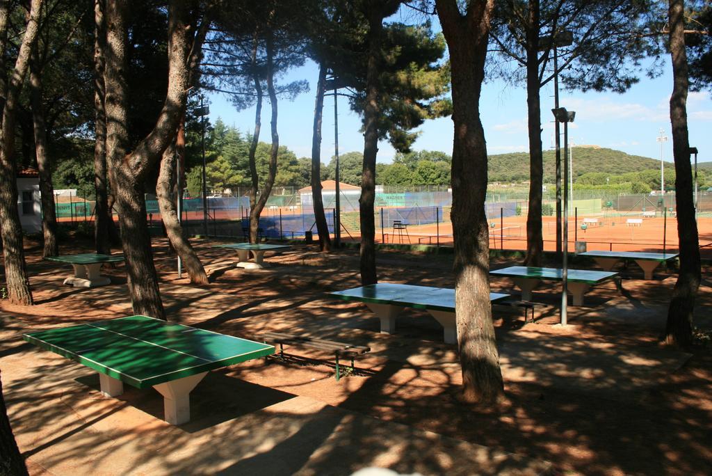 Easyatent Camping Porto Sole Върсар Екстериор снимка