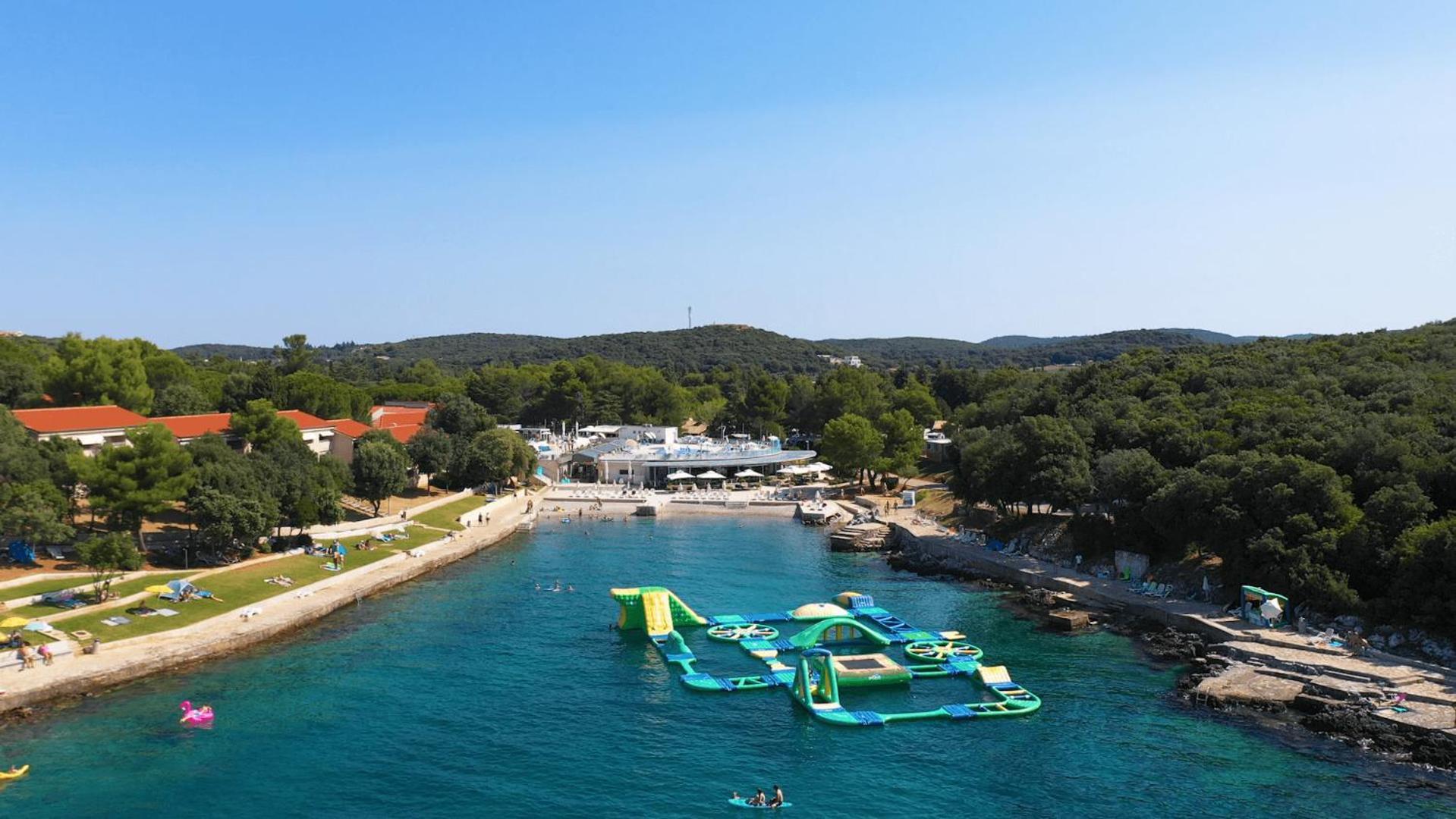 Easyatent Camping Porto Sole Върсар Екстериор снимка