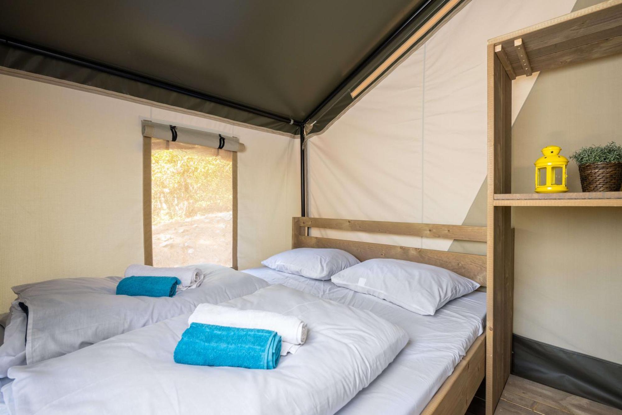 Easyatent Camping Porto Sole Върсар Стая снимка