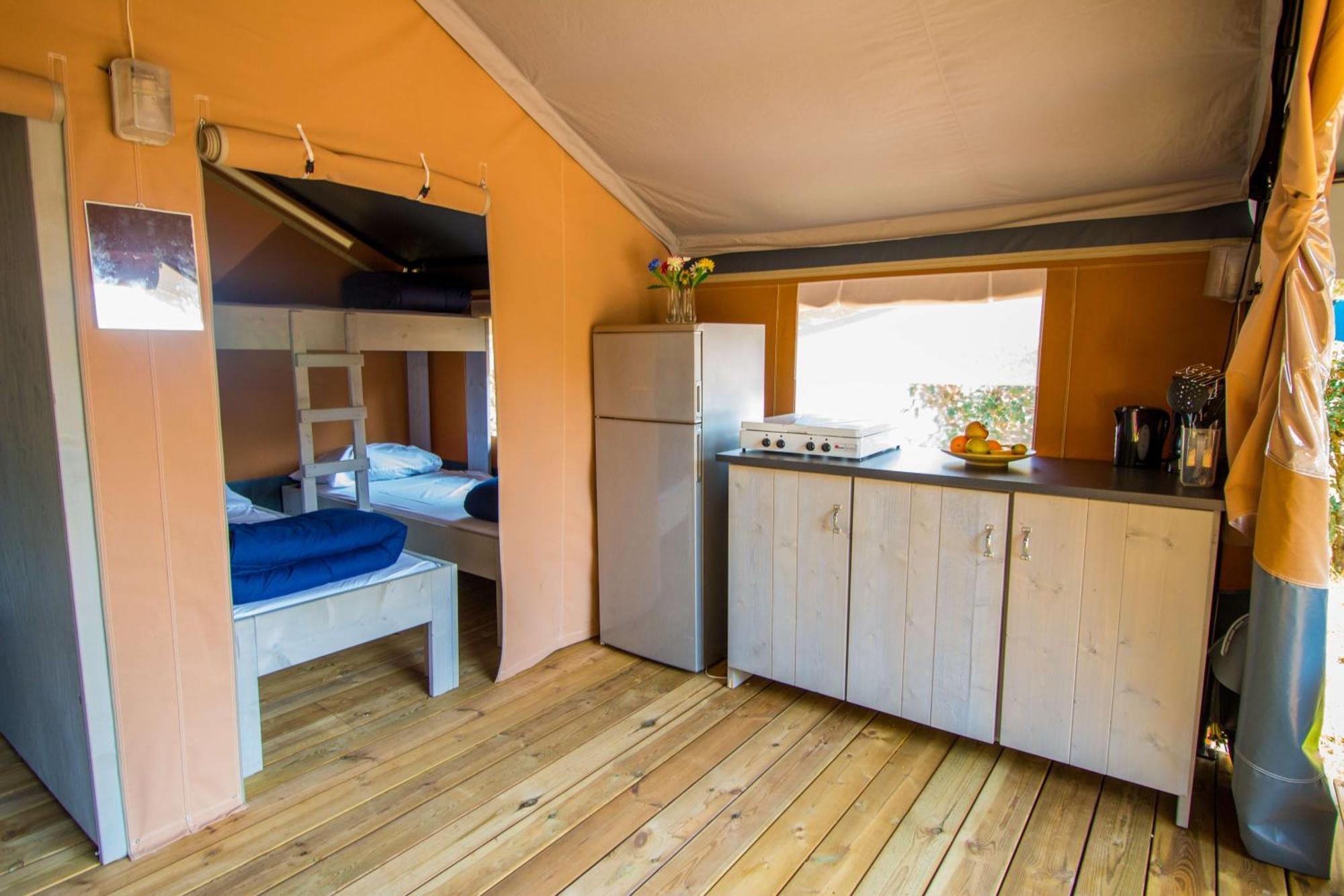 Easyatent Camping Porto Sole Върсар Стая снимка