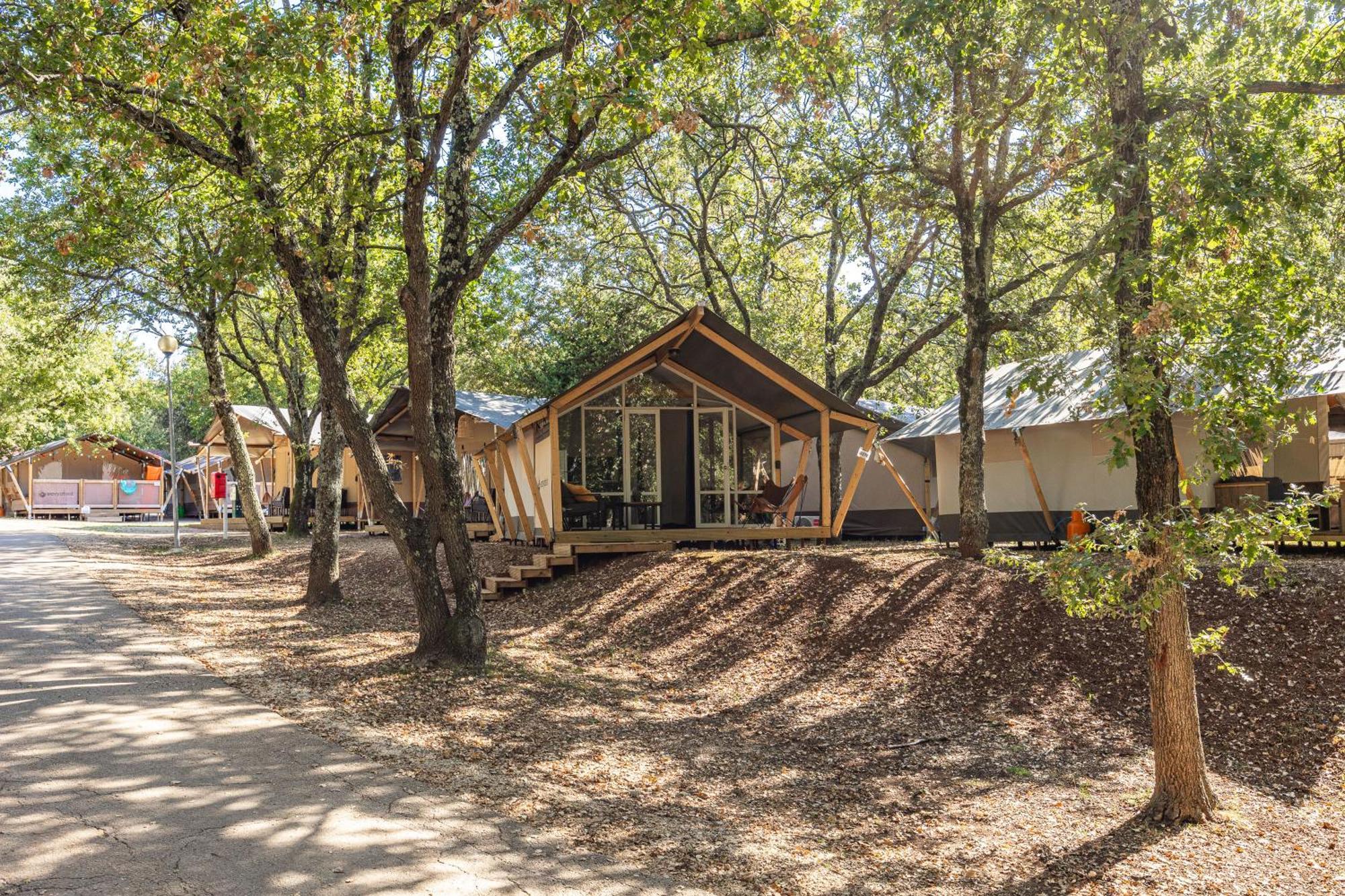 Easyatent Camping Porto Sole Върсар Стая снимка
